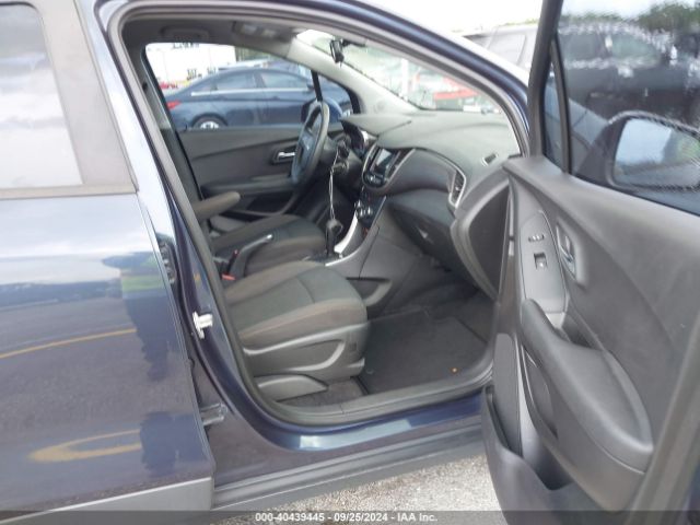 3GNCJKSB2JL276891 Chevrolet TRAX LS