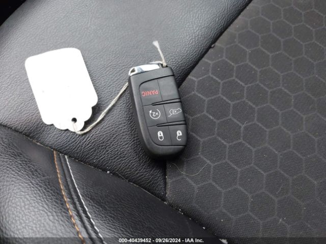 3C4NJDBB4HT650621 Jeep New Compass Latitude 4x4