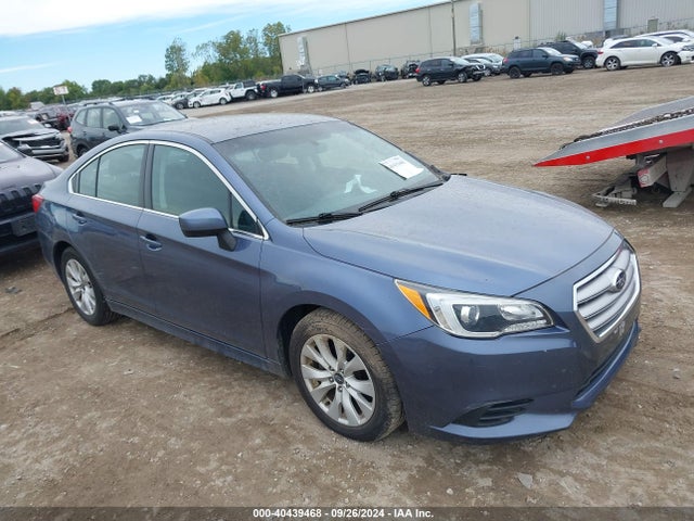 Subaru Legacy 2.5i Premium 2015 4S3BNBC6XF3017899 Image 1