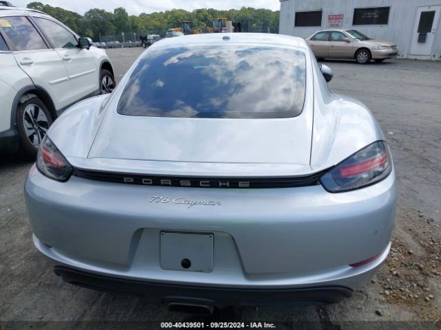 WP0AA2A82JK261704 Porsche 718 Cayman