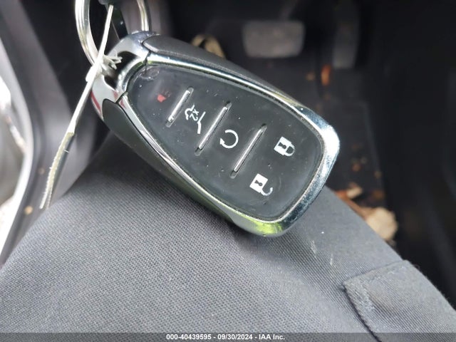 Chevrolet EQUINOX LT 2018 2GNAXJEV6J6343633 Image 11