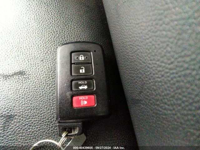 2T1BURHEXJC018613 Toyota Corolla Xse