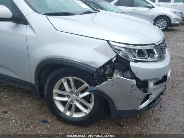 5XYKT3A68FG564597 KIA SORENTO LX