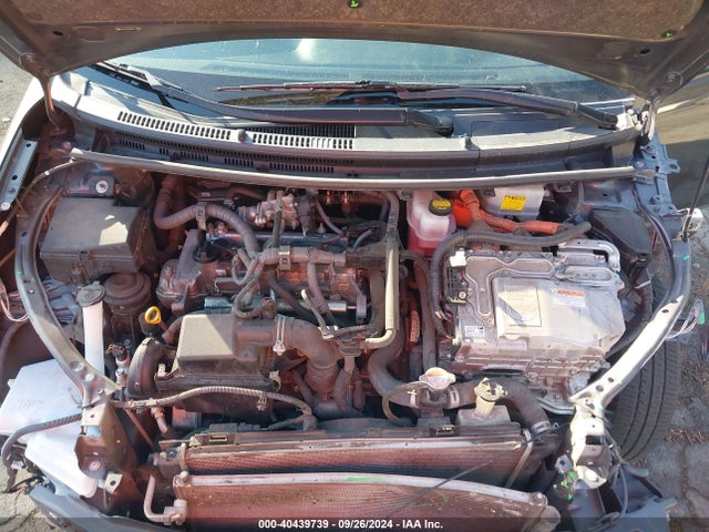 JTDKDTB38G1124558 Toyota Prius C Two
