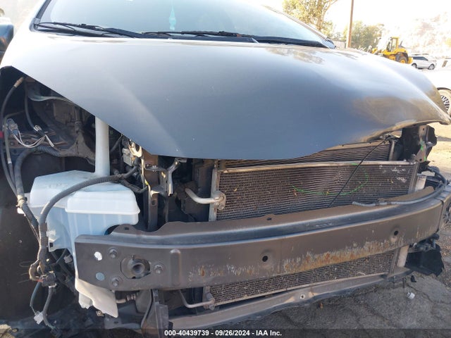 JTDKDTB38G1124558 Toyota Prius C Two