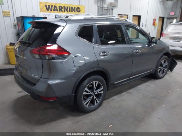 JN8AT2MV5HW015457 Nissan Rogue Sl