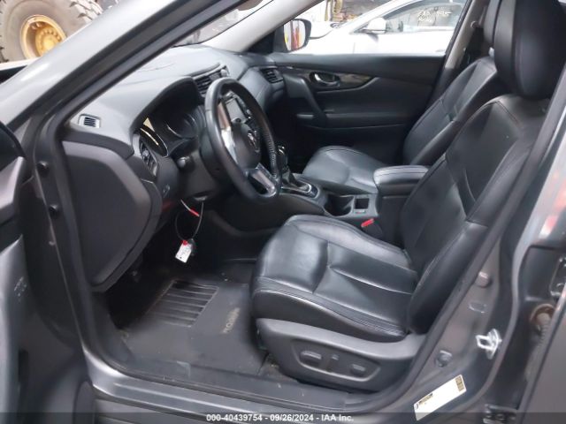 JN8AT2MV5HW015457 Nissan Rogue Sl