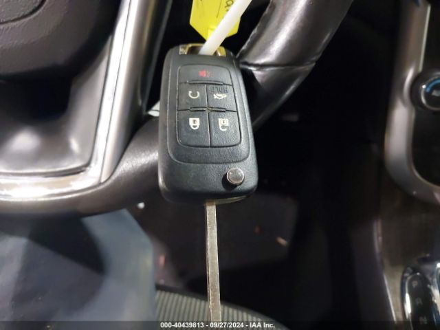 1G11D5SL0FF270230 Chevrolet MALIBU 2LT