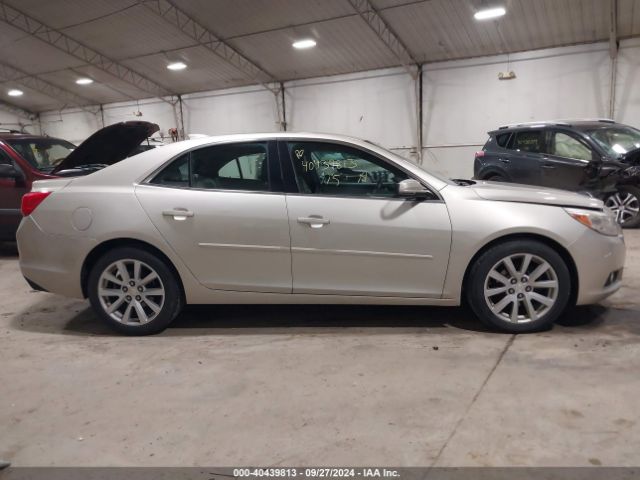 1G11D5SL0FF270230 Chevrolet MALIBU 2LT