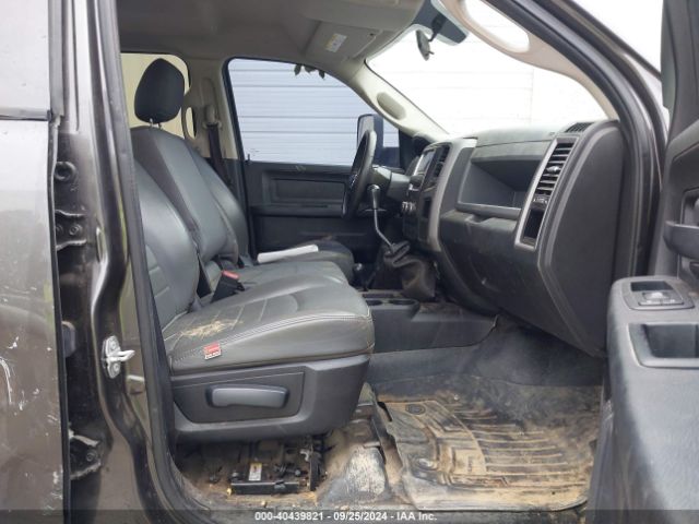 3C6UR5CL9GG322885 RAM 2500 Tradesman