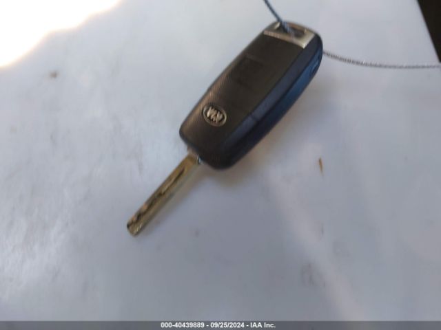 5XYPGDA56HG332980 KIA Sorento 3.3l Lx