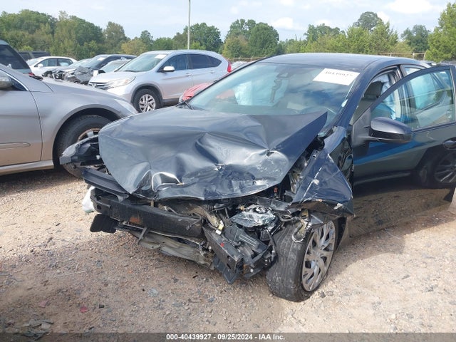 Toyota COROLLA LE 2019 5YFBURHE7KP938457 Image 6
