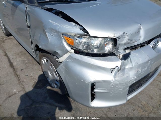 JTLZE4FE1EJ057252 Scion XB