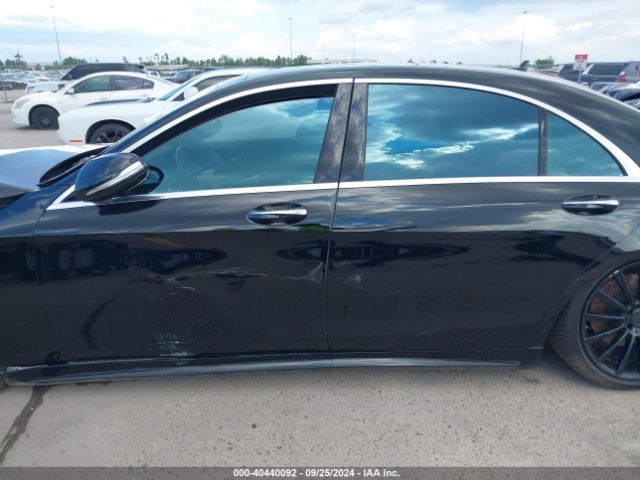 WDDUG8CB8EA023011 Mercedes-Benz S 550