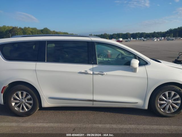 2C4RC1EGXJR315731 Chrysler Pacifica Touring L Plus