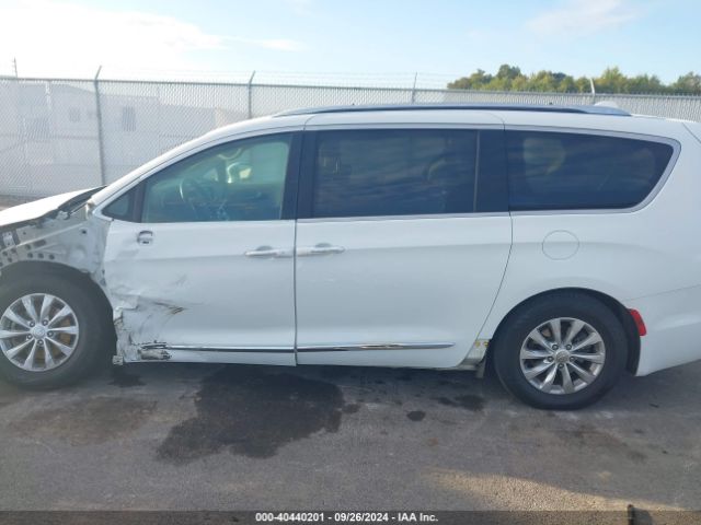 2C4RC1EGXJR315731 Chrysler Pacifica Touring L Plus