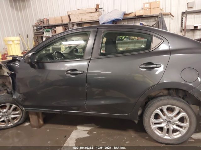 3MYDLBZVXGY112759 Scion IA