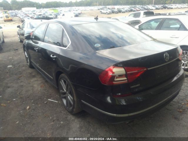 1VWAT7A30GC052862 Volkswagen Passat 1.8t R-line