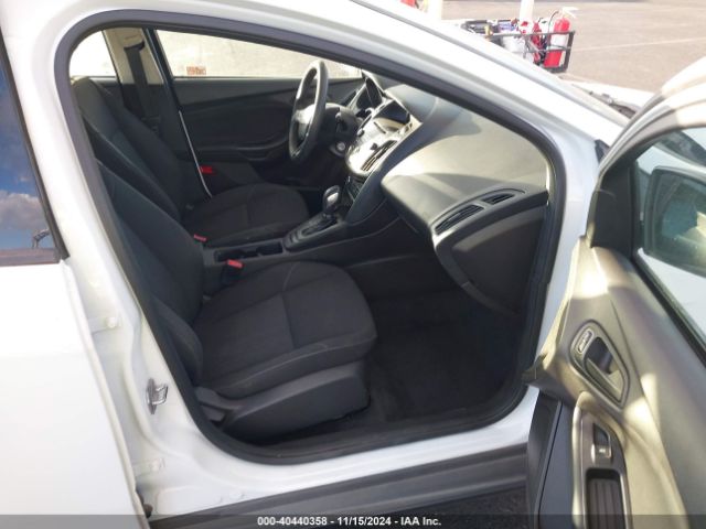 1FADP3E24HL206186 Ford FOCUS S