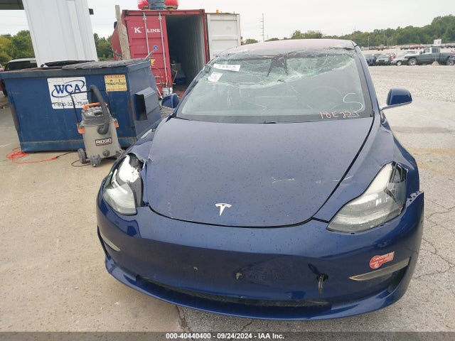 Tesla Model 3 Long Range/mid Range 2018 5YJ3E1EA6JF024733 Image 12
