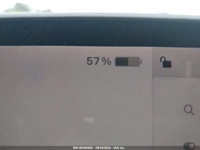 Tesla Model 3 Long Range/mid Range 2018 5YJ3E1EA6JF024733 Image 17