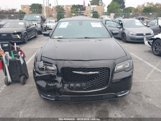 2C3CCAGG3FH808719 Chrysler 300 300s