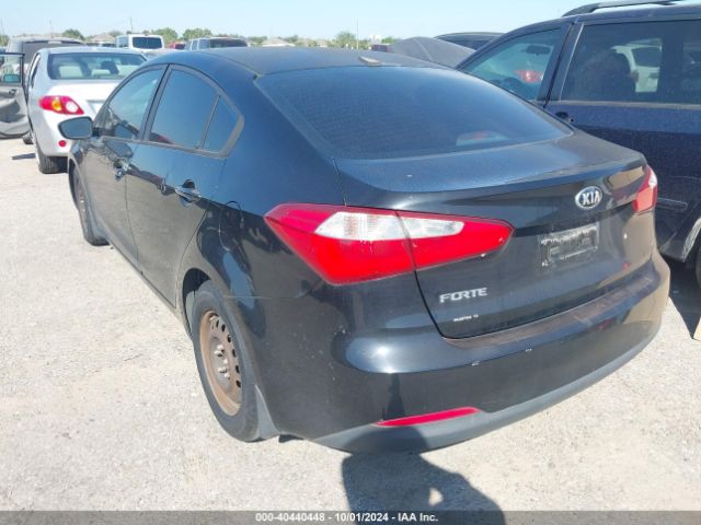 KNAFK4A64F5378961 KIA FORTE LX