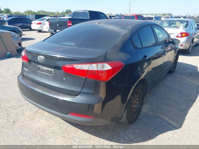 KNAFK4A64F5378961 KIA FORTE LX