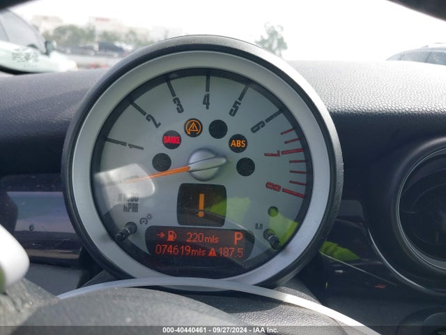 2009 MINI COOPER CLUBMAN WMWML33549TX33842 Photo 6