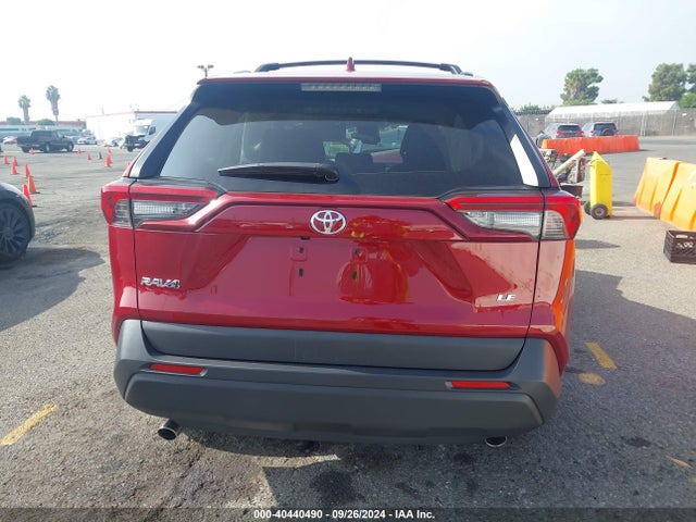 Toyota RAV4 LE 2019 2T3K1RFV5KW018117 Image 16