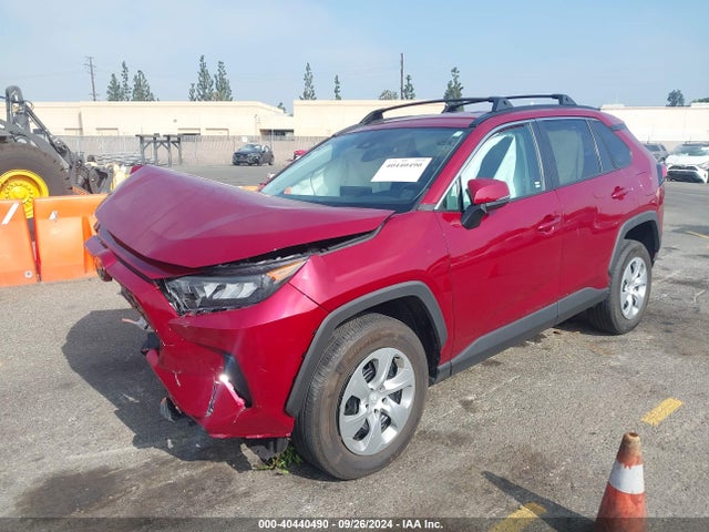 Toyota RAV4 LE 2019 2T3K1RFV5KW018117 Image 2