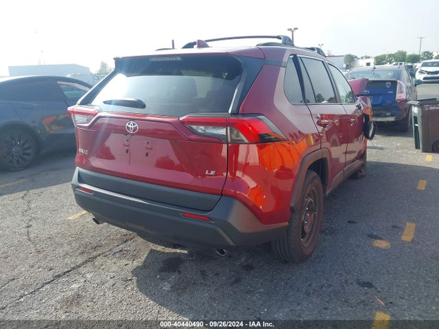 Toyota RAV4 LE 2019 2T3K1RFV5KW018117 Image 4