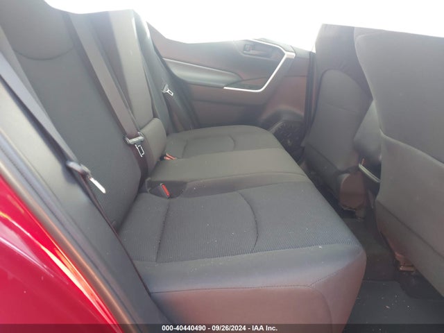 Toyota RAV4 LE 2019 2T3K1RFV5KW018117 Image 8