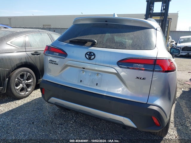 Toyota Corolla Cross Xle 2022 7MUEAAAG0NV036883 Image 17