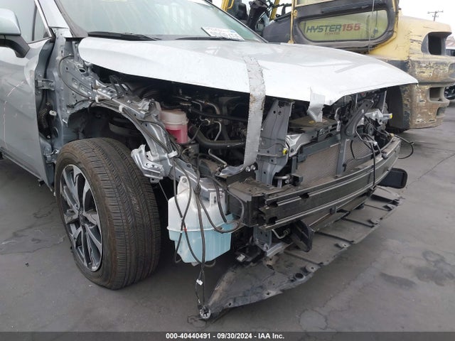 Toyota Corolla Cross Xle 2022 7MUEAAAG0NV036883 Image 6