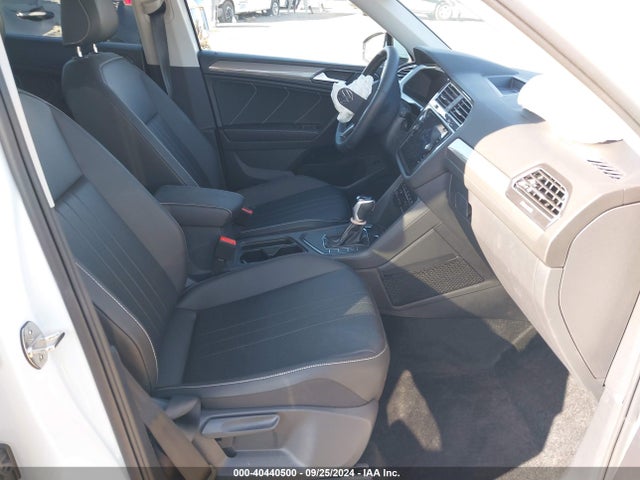 3VVNB7AX3RM088235 Volkswagen Tiguan 2.0t Se