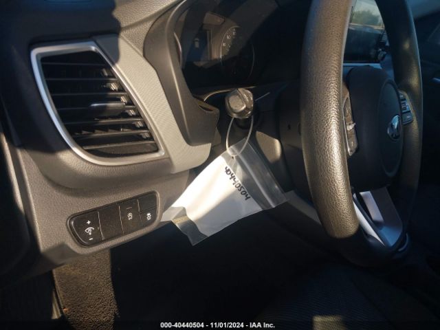 KNDEPCAA3M7077419 KIA Seltos Lx