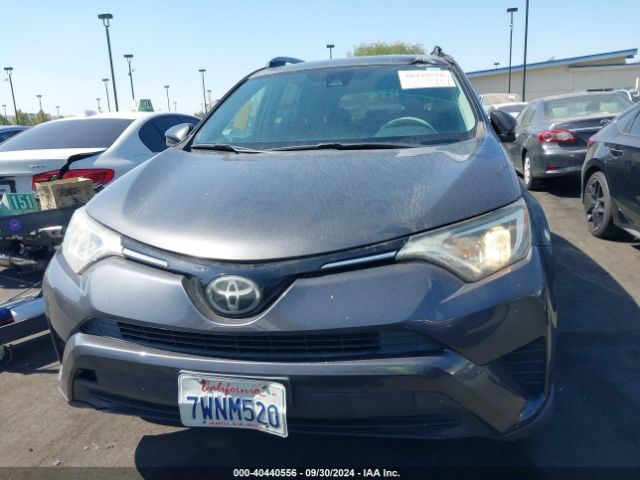 JTMZFREV9HJ121257 Toyota RAV4 LE