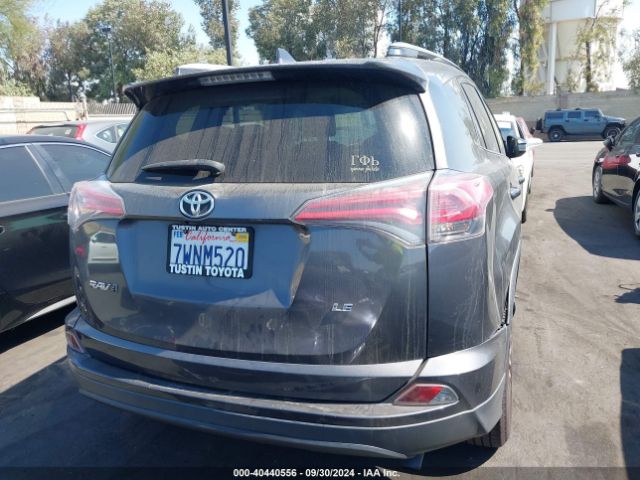 JTMZFREV9HJ121257 Toyota RAV4 LE