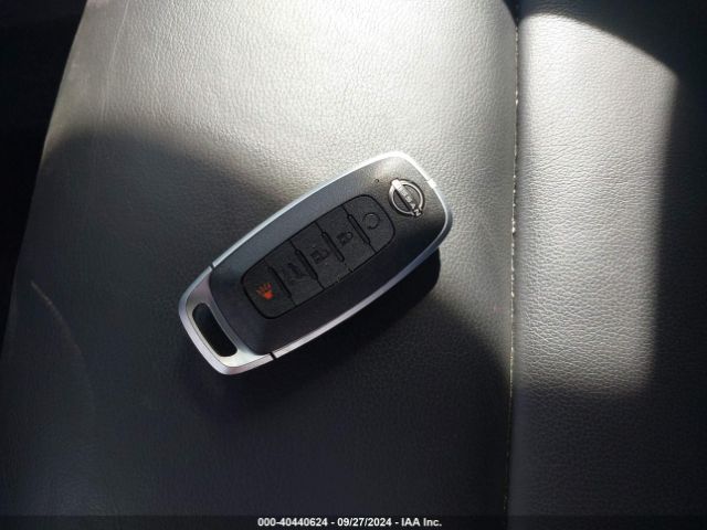 5N1BT3CAXPC680256 Nissan Rogue Sl Fwd