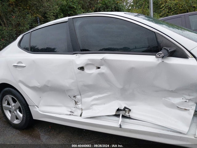 KIA Optima Lx 2015 5XXGM4A73FG507052 Image 13