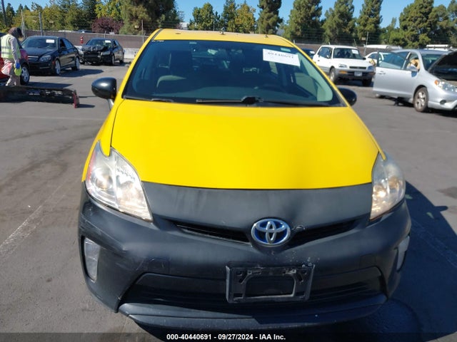 Toyota Prius Two 2014 JTDKN3DU1E0367702 Image 12