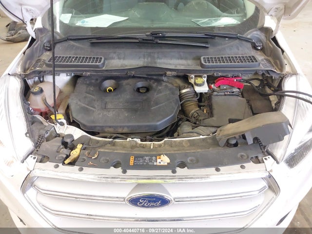 Ford ESCAPE SE 2017 1FMCU9G99HUD53914 Image 10