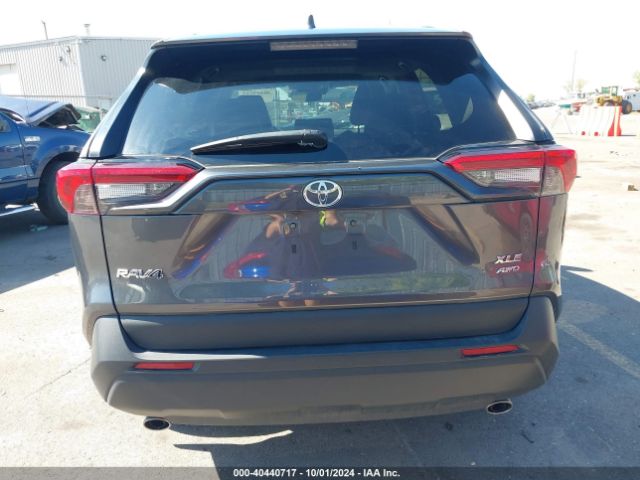 2T3A1RFV6NC317617 Toyota Rav4 Xle Premium