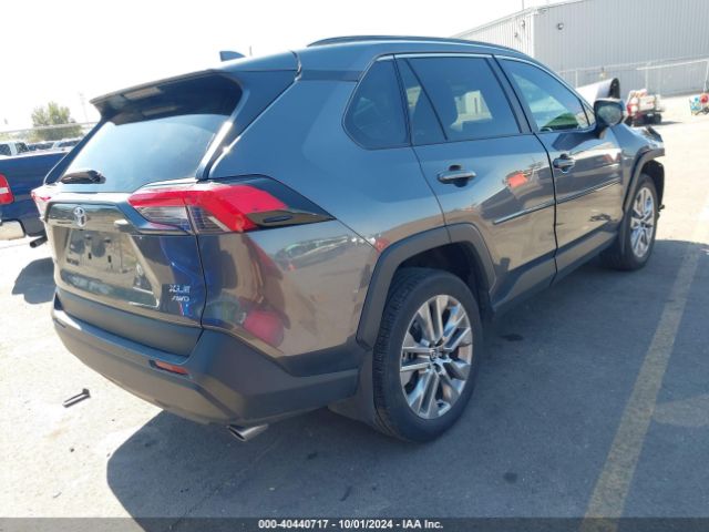 2T3A1RFV6NC317617 Toyota Rav4 Xle Premium