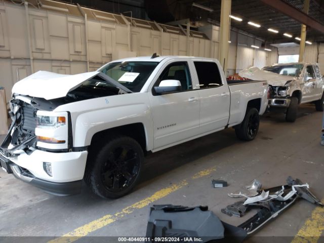 3GCUKREC3JG243706 Chevrolet Silverado 1500 2lt
