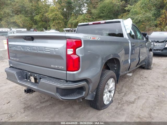1GCRYBEK0MZ236896 Chevrolet Silverado 1500 4wd Double Cab Standard Bed Custom