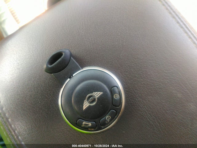 2012 MINI COOPER COUNTRYMAN WMWZB3C53CWM03740 Photo 10