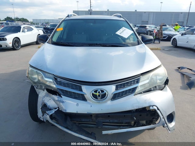 Toyota RAV4 LE 2014 JTMZFREV1EJ005241 Image 13