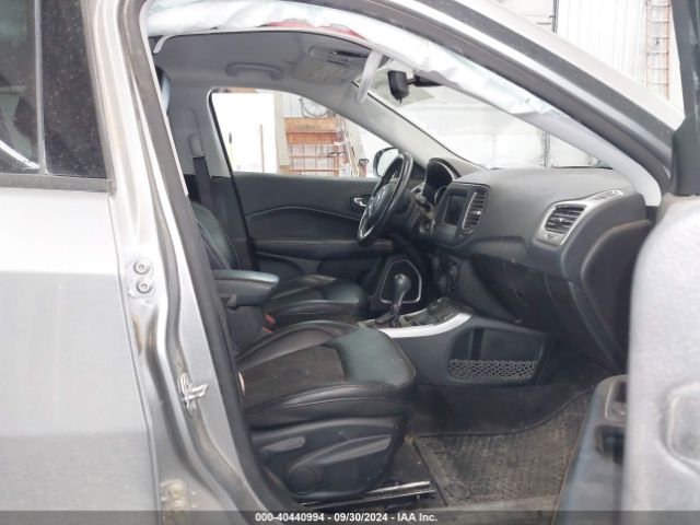 3C4NJDBB8KT849095 Jeep Compass Latitude 4x4